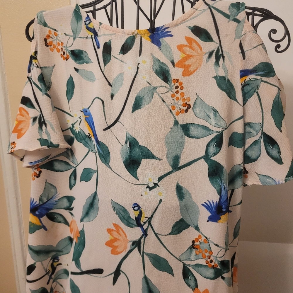 C&E pink floral top